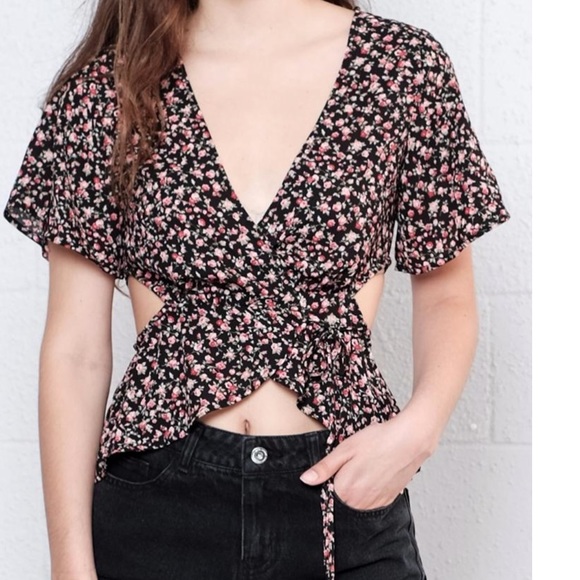 Honey Punch Tops - Honey Punch floral wrap cut out top